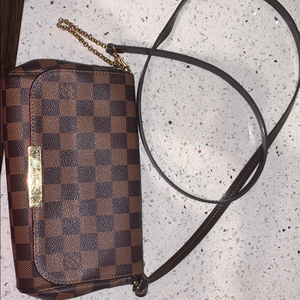 Louis Vuitton favorite PM. Discontinued in store - Picture 8 of 8